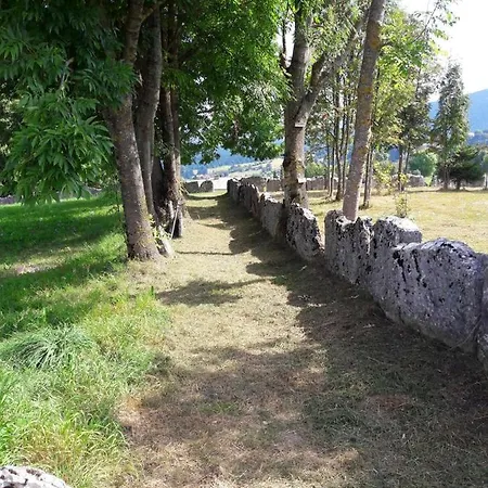 2 Bedrooms Appartement With Terrace At Cesuna Appartement Treschè Conca